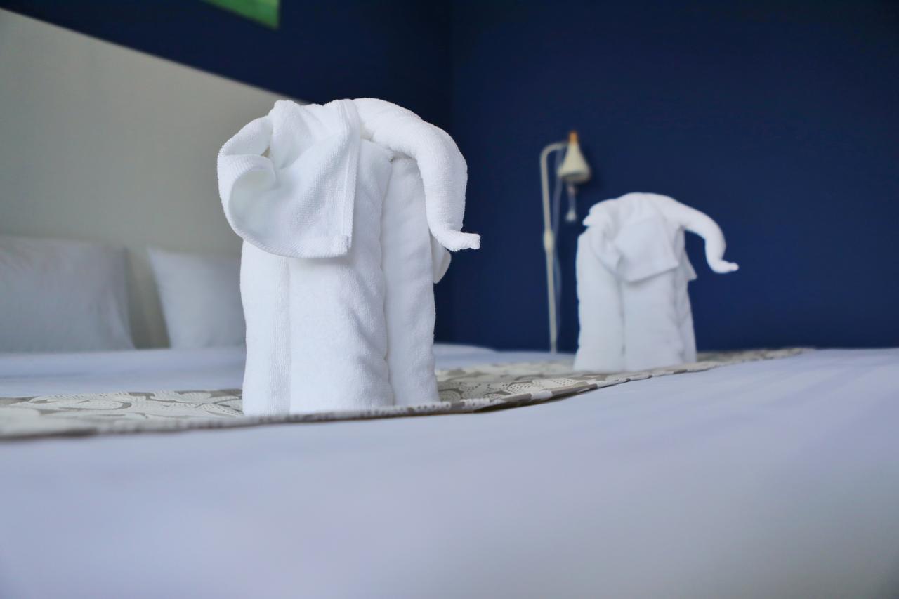Guan Chao Yin Hotel Patong ภายนอก รูปภาพ