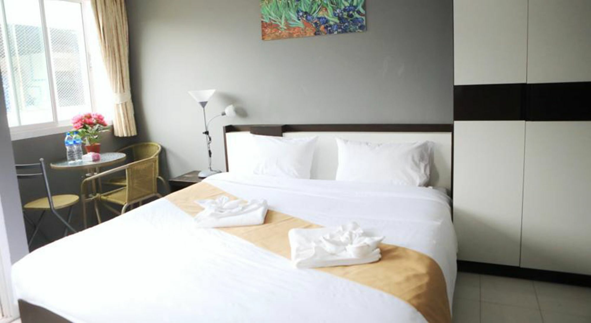 Guan Chao Yin Hotel Patong ภายนอก รูปภาพ